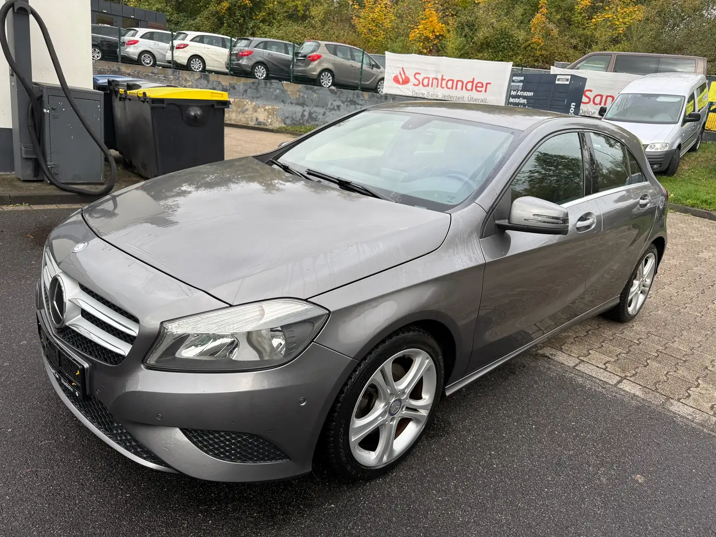 Mercedes-Benz A 180 BlueEfficiency Urban*Sport Gris - 1