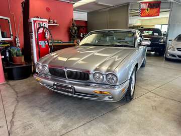 XJ8 4.0 Executive