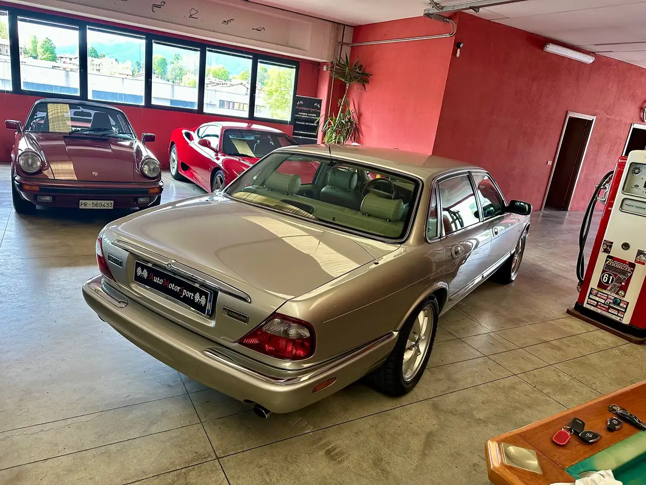 Jaguar XJ8 4.0 Executive, foto 3