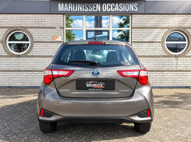 Toyota Yaris view 6