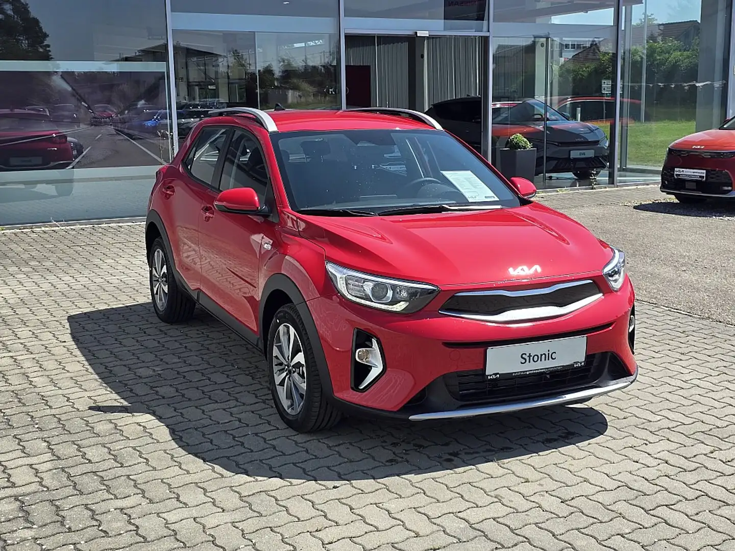 Kia Stonic 1,0 TGDI GPF ISG Silber DCT Aut. Rot - 2
