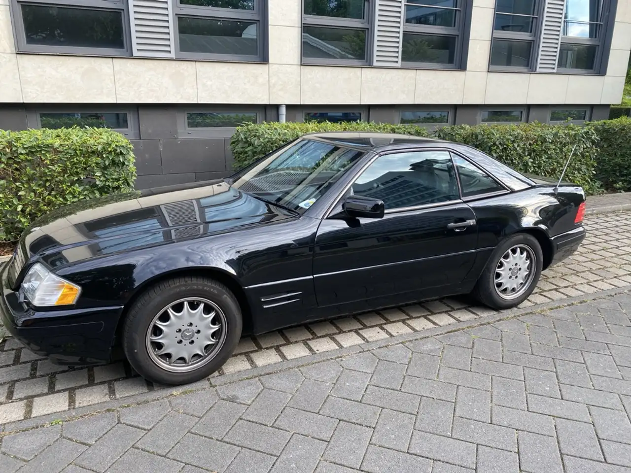 Mercedes-Benz SL 320, foto 1