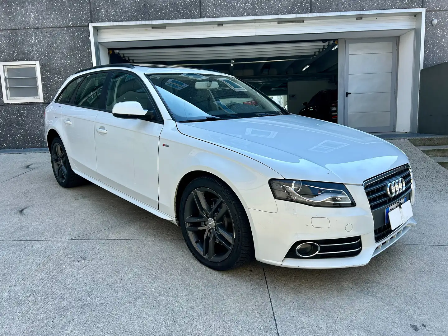 Audi A4 A4 Avant 2.0 tdi auto s-line S - TETTO!!! Blanc - 1
