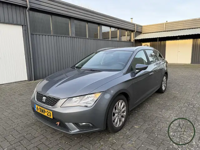 SEAT Leon ST 1.6 TDI Style Ecomotive MENEEMPRIJS | Goed Onde
