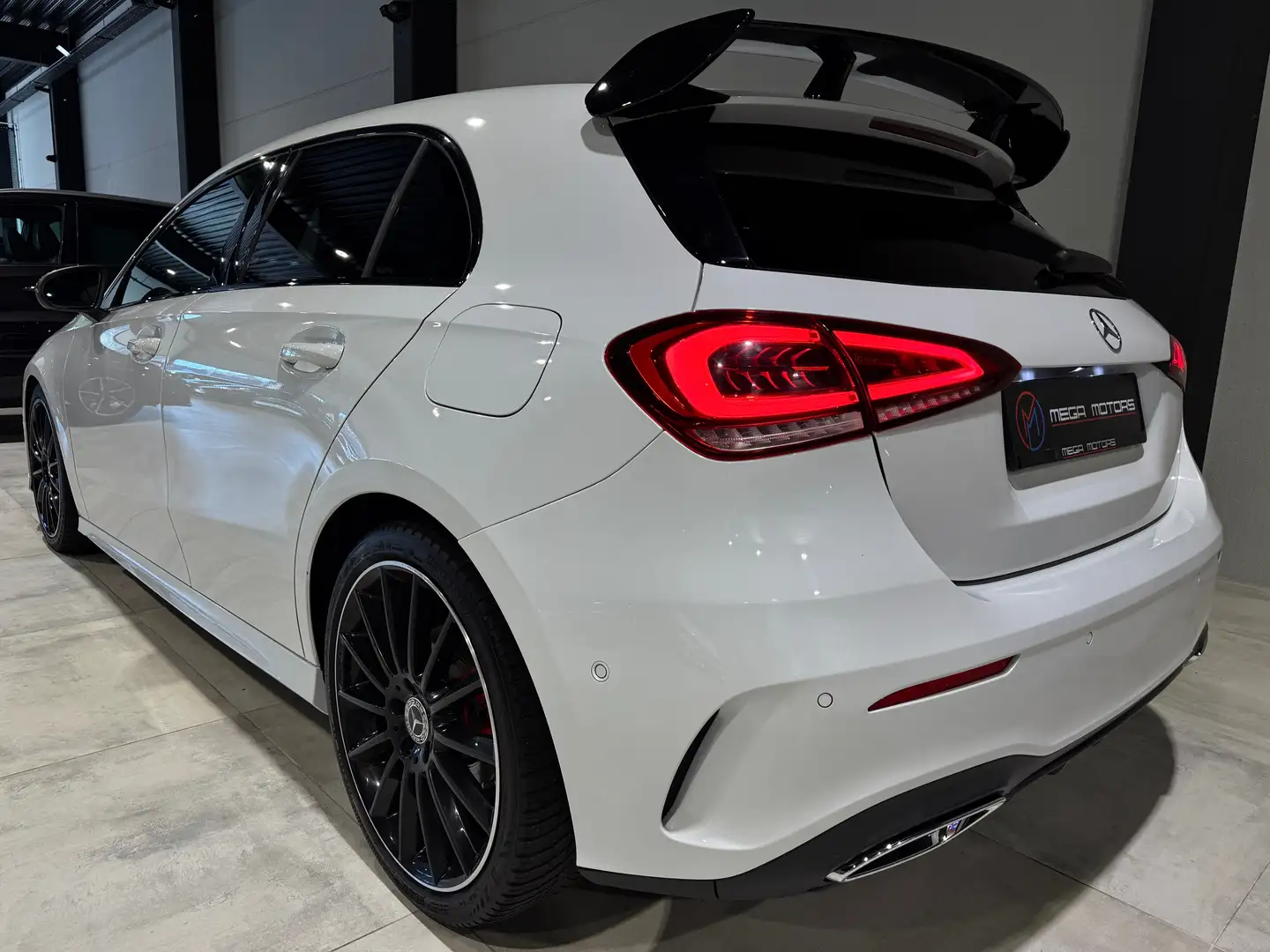 Mercedes-Benz A 180 d 116CV !! 2.0d MERCEDES !! 06-2021 !! PACK AMG" + Wit - 2