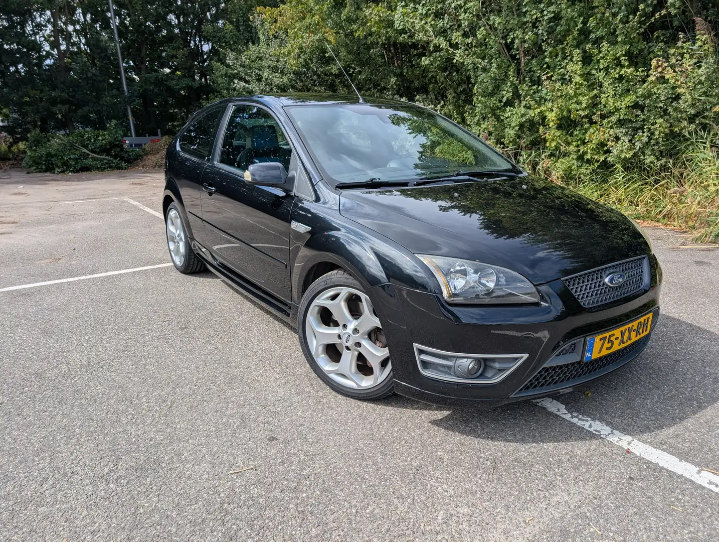 Ford Focus Focus 2.5-20V ST Zwart - 1