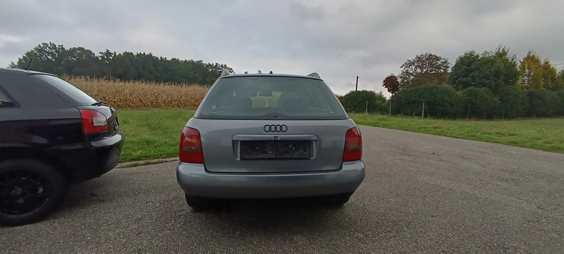 Audi A4 Avant 2.6 pickal neu - 2