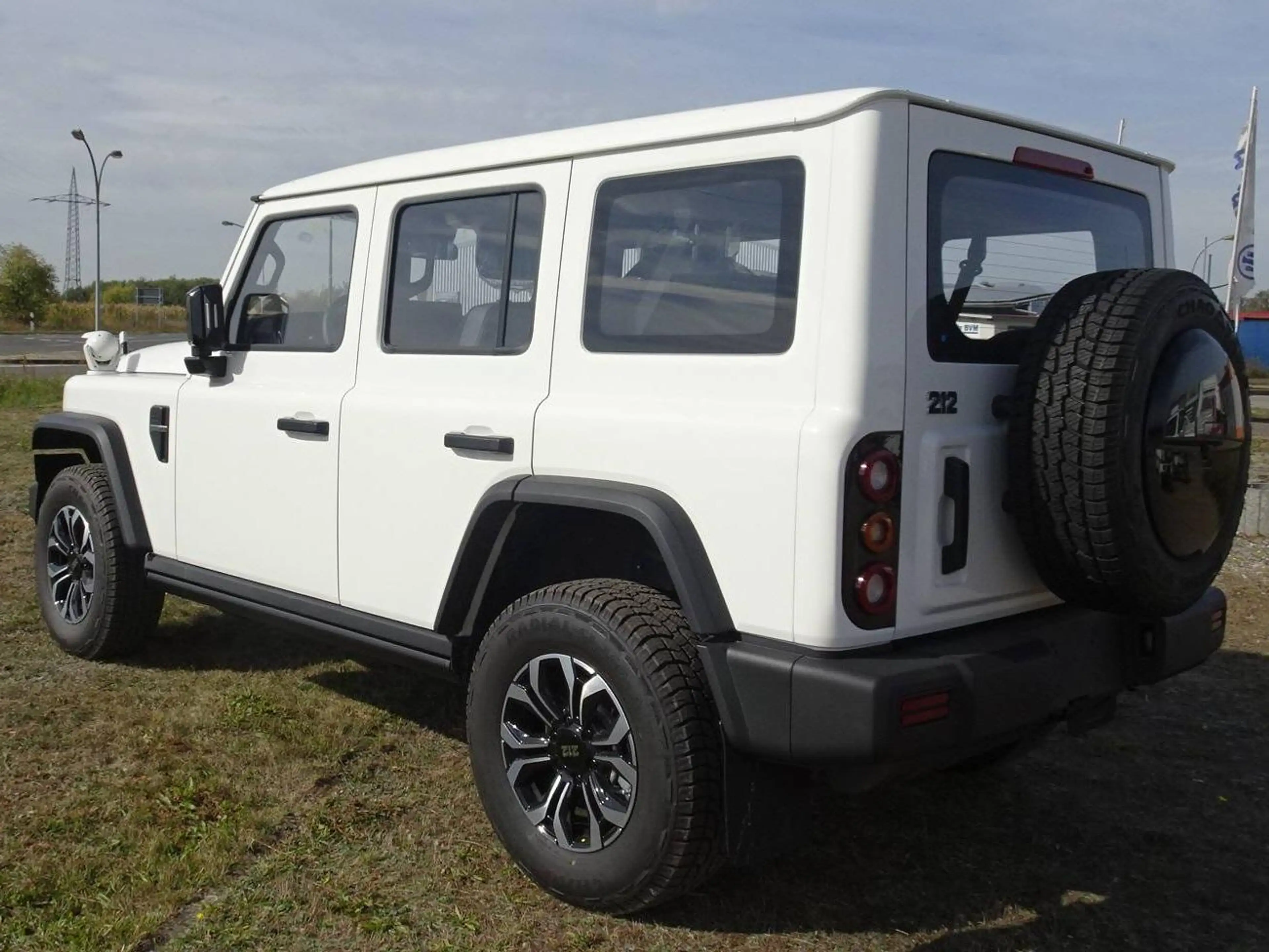 BAW 212 4WD/2.0 Diesel/8AT/360°/2,5t AHL .. er ist da! — photo 4