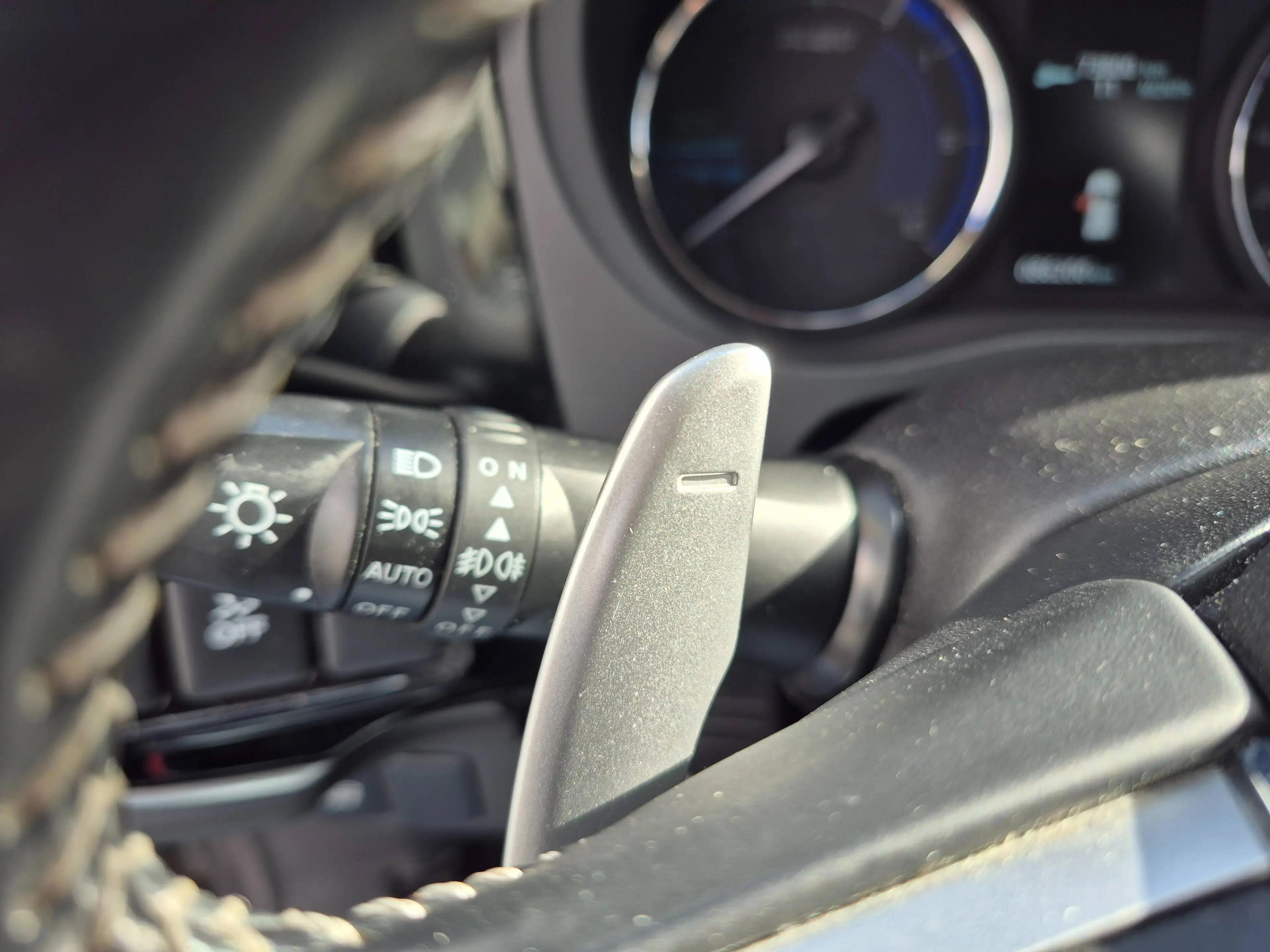 Mitsubishi Outlander Outlander PHEV 2.4i 4WD Business Edition — photo 9