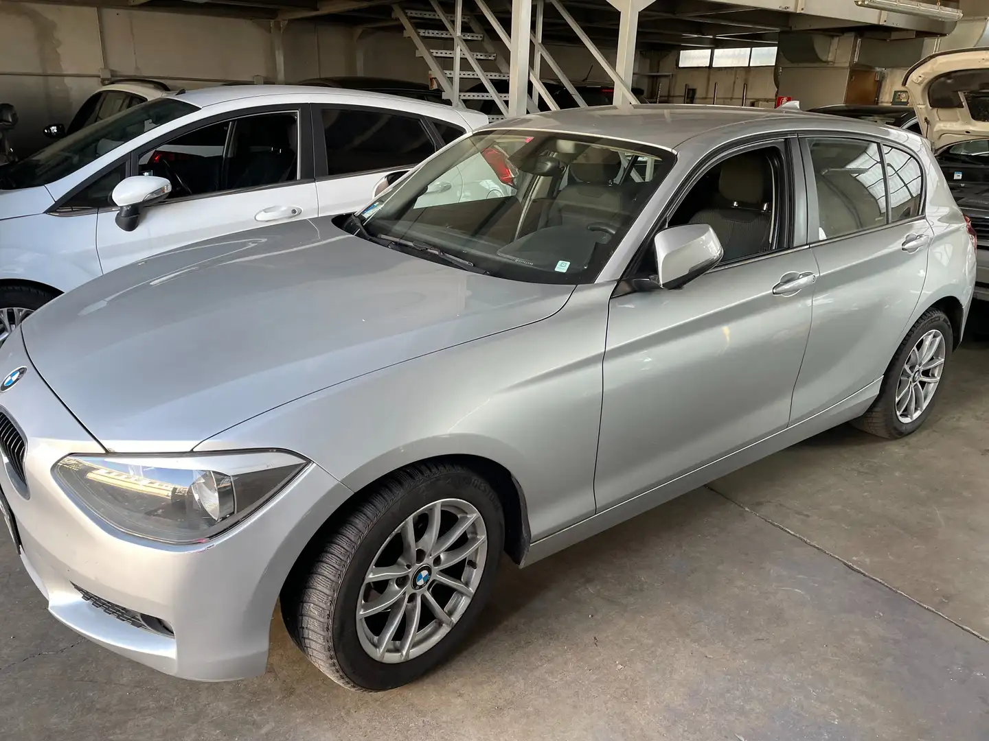 BMW 116 116d 5 AUTOMATICA UNICA PROPRIETARIA Argent - 2