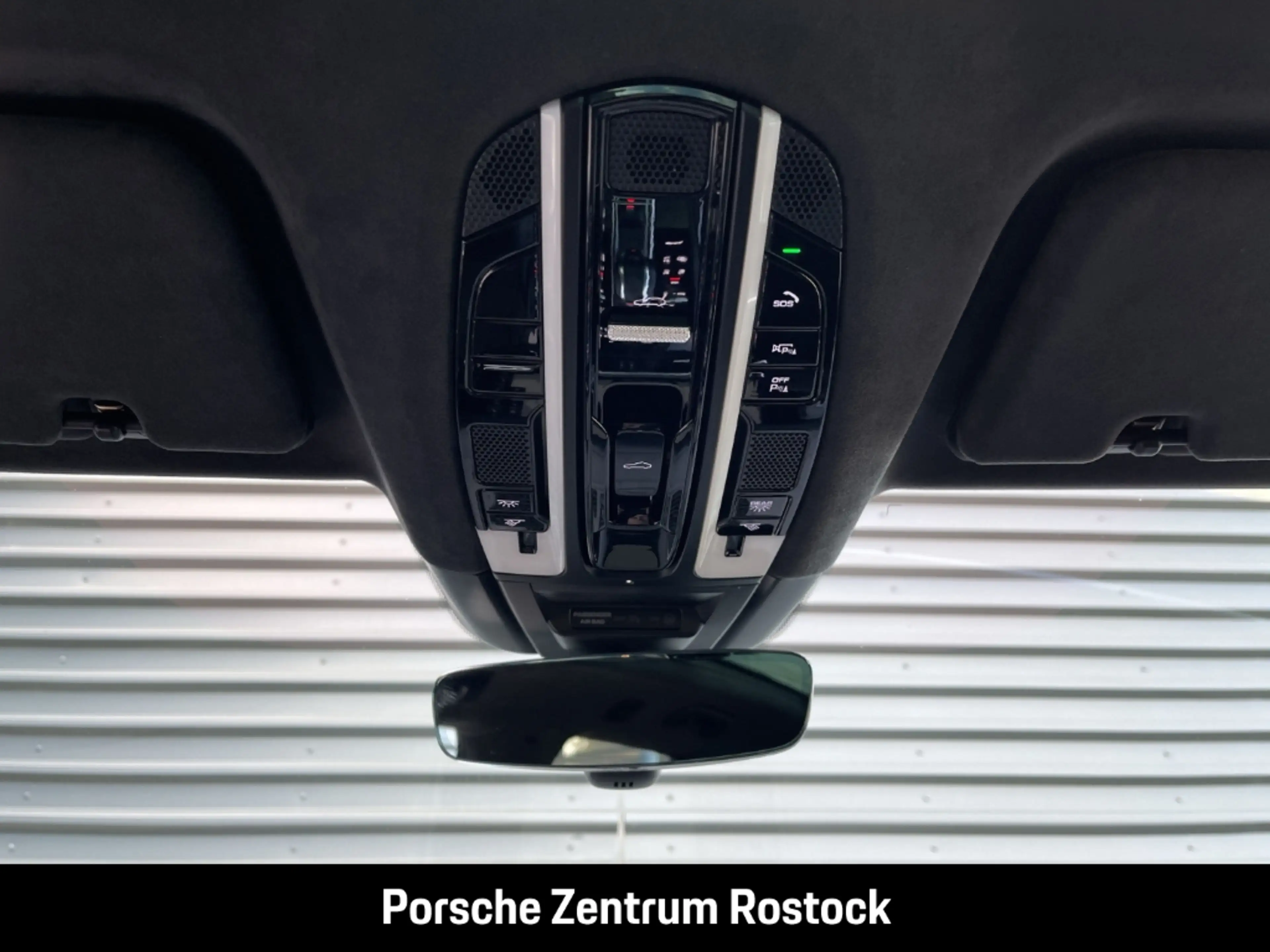 Porsche Cayenne Turbo S E-Hybrid — photo 7
