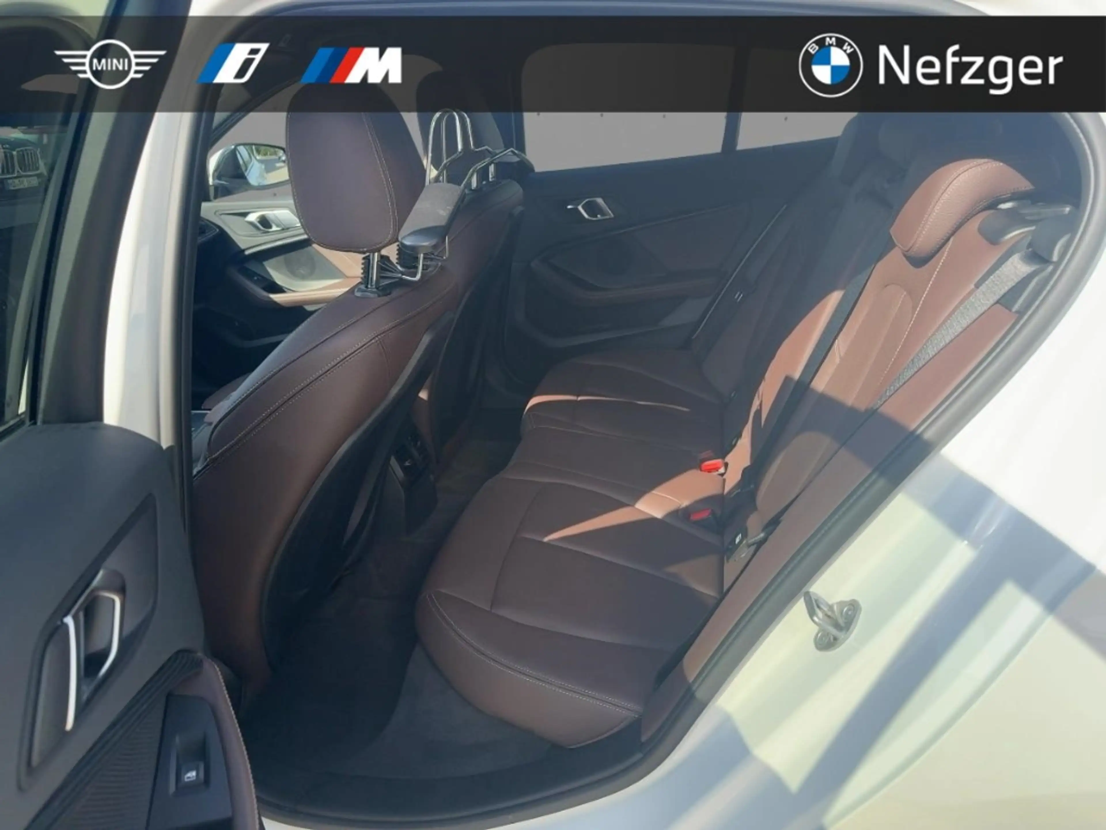 BMW 135 i xDrive M Paket LED HUD HiFi Komfortzugang — photo 9