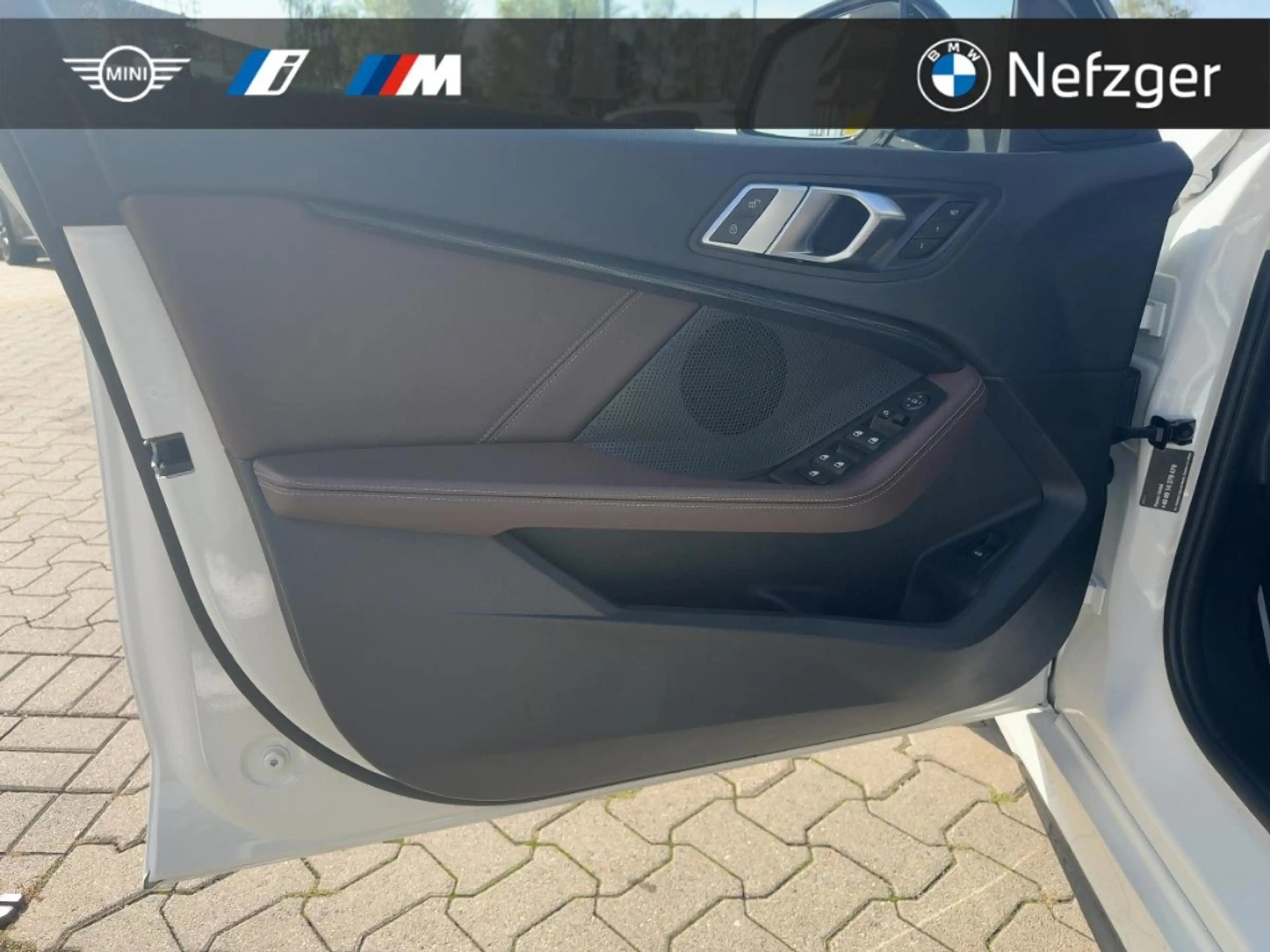 BMW 135 i xDrive M Paket LED HUD HiFi Komfortzugang — photo 15
