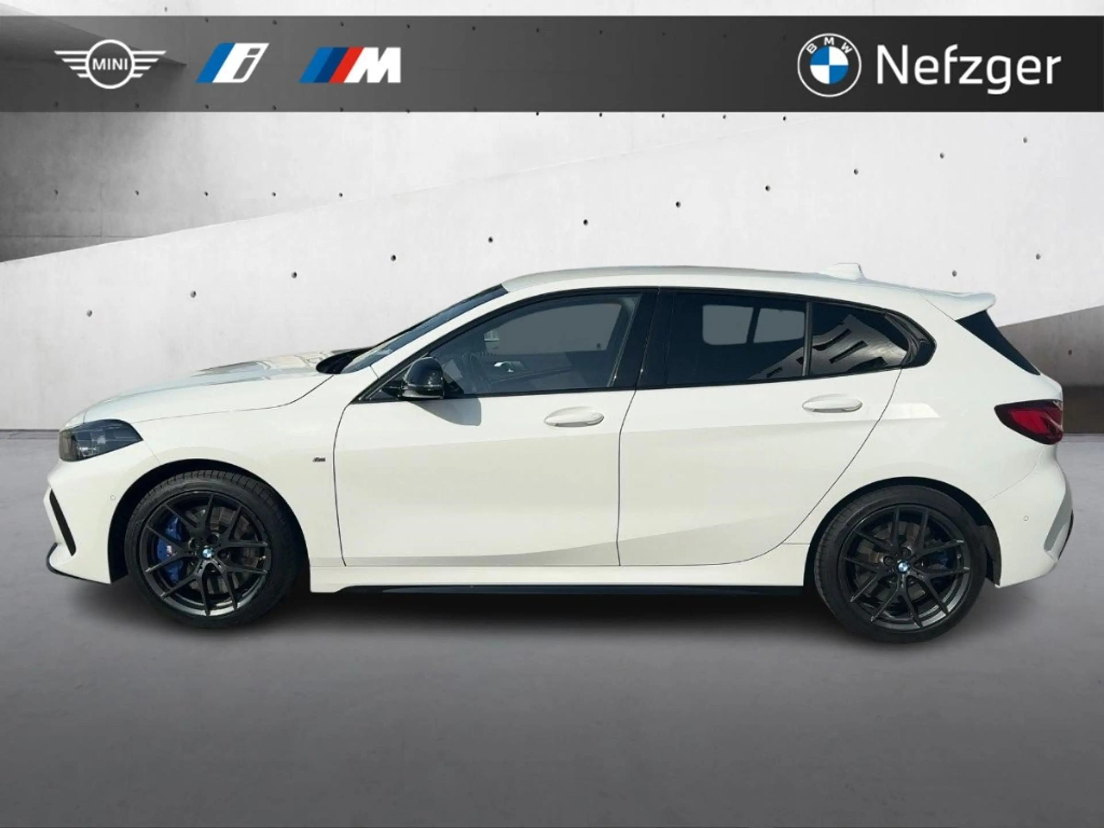 BMW 135 i xDrive M Paket LED HUD HiFi Komfortzugang — photo 3