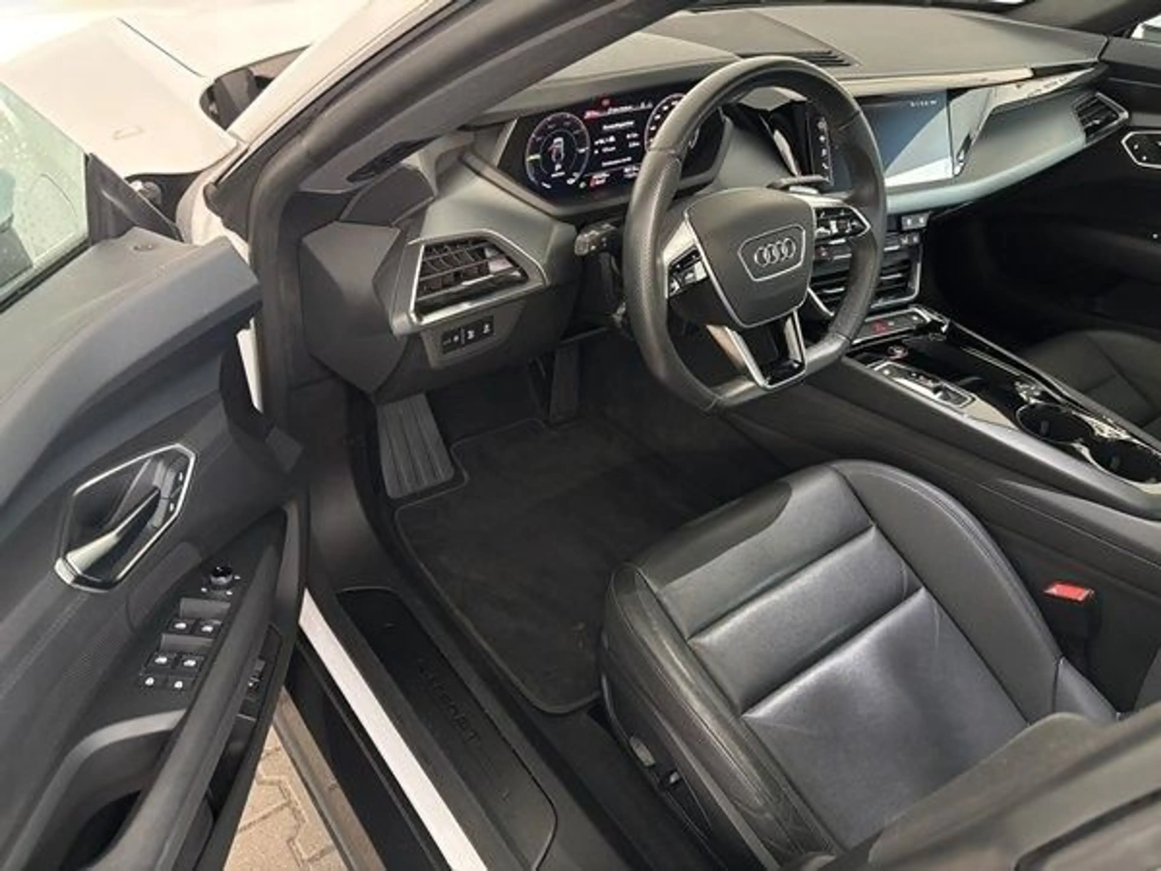 Audi e-tron GT basis quattro - Garantie bis 12-2028 - — photo 8