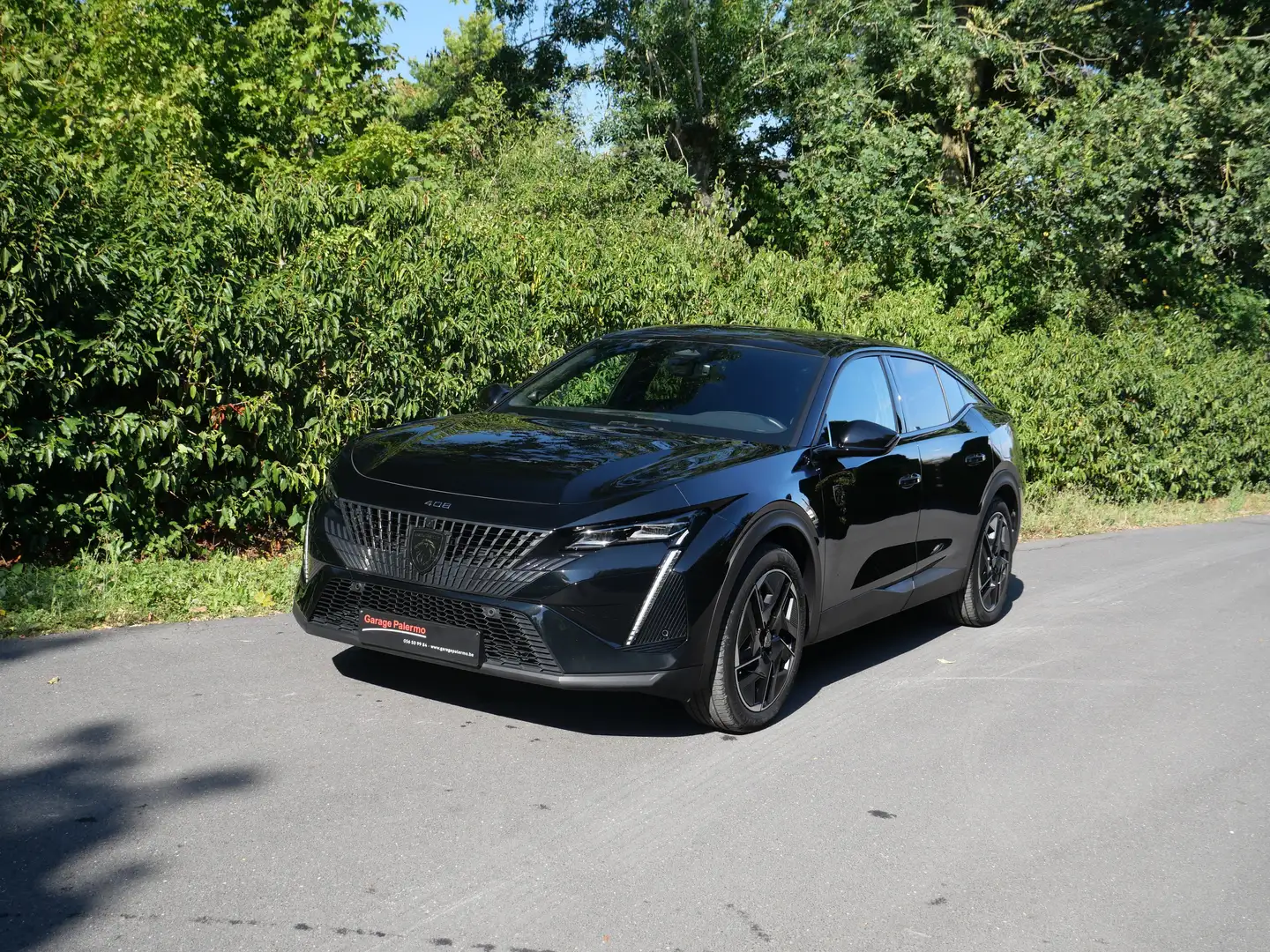 Peugeot 408 408 Plug-In Hybrid 180 e-EAT8 GT Noir - 1