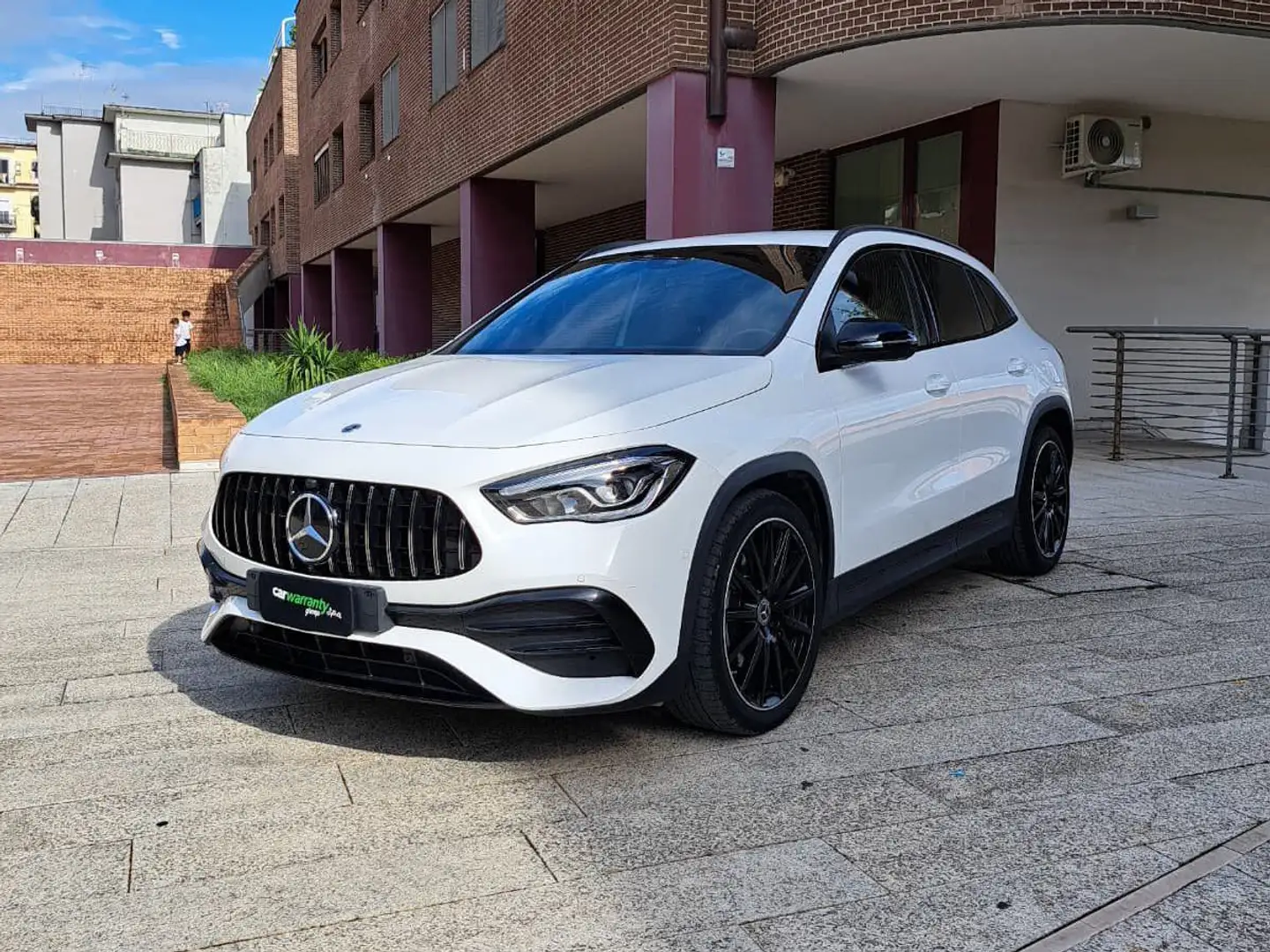 Mercedes-Benz GLA 200 GLA-H247 2020 Premium auto Blanco - 1