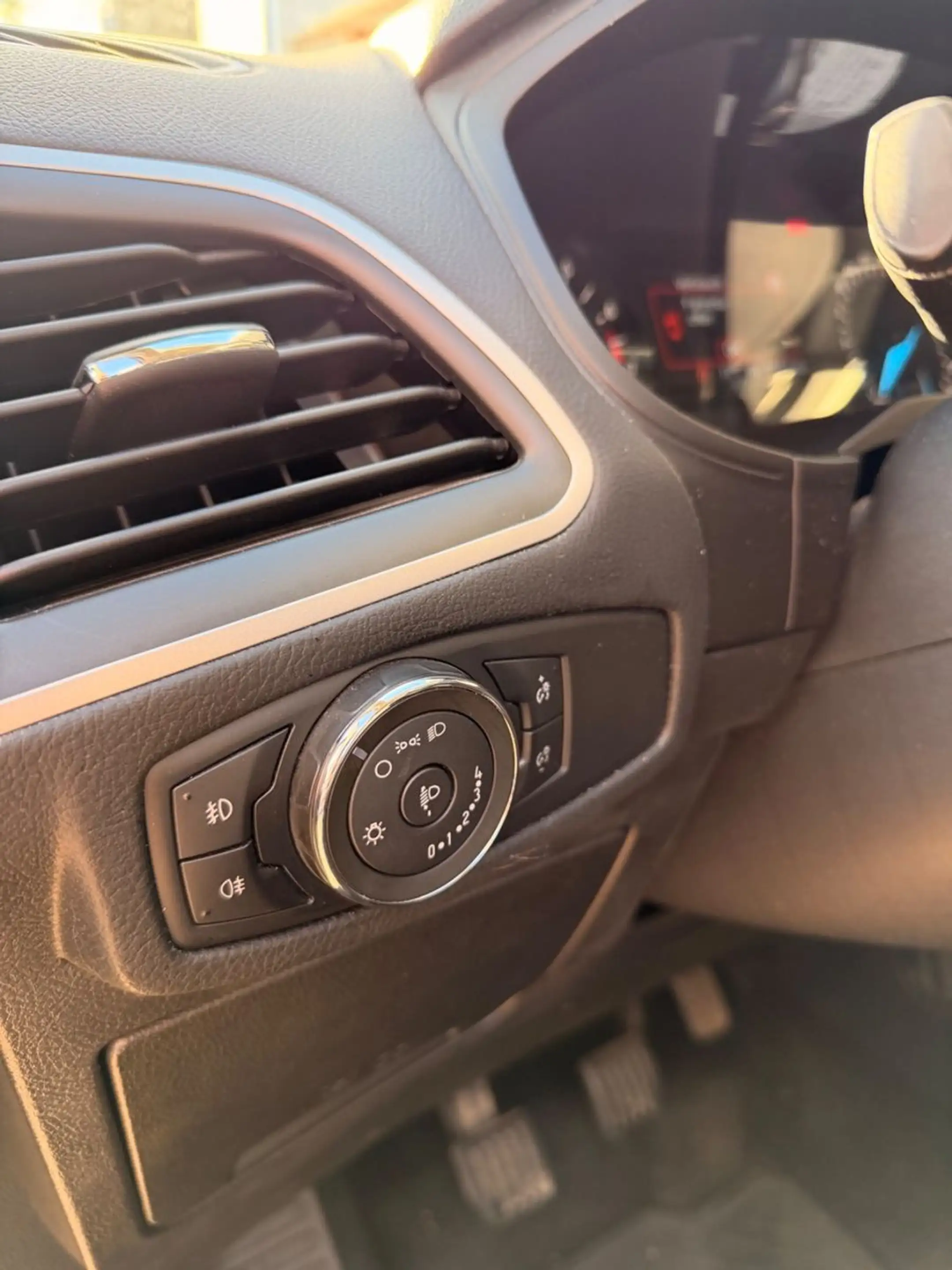 Ford S-Max S-MAX Business 7 Sitze AHK Navi Bluet. Sitzh. — photo 13
