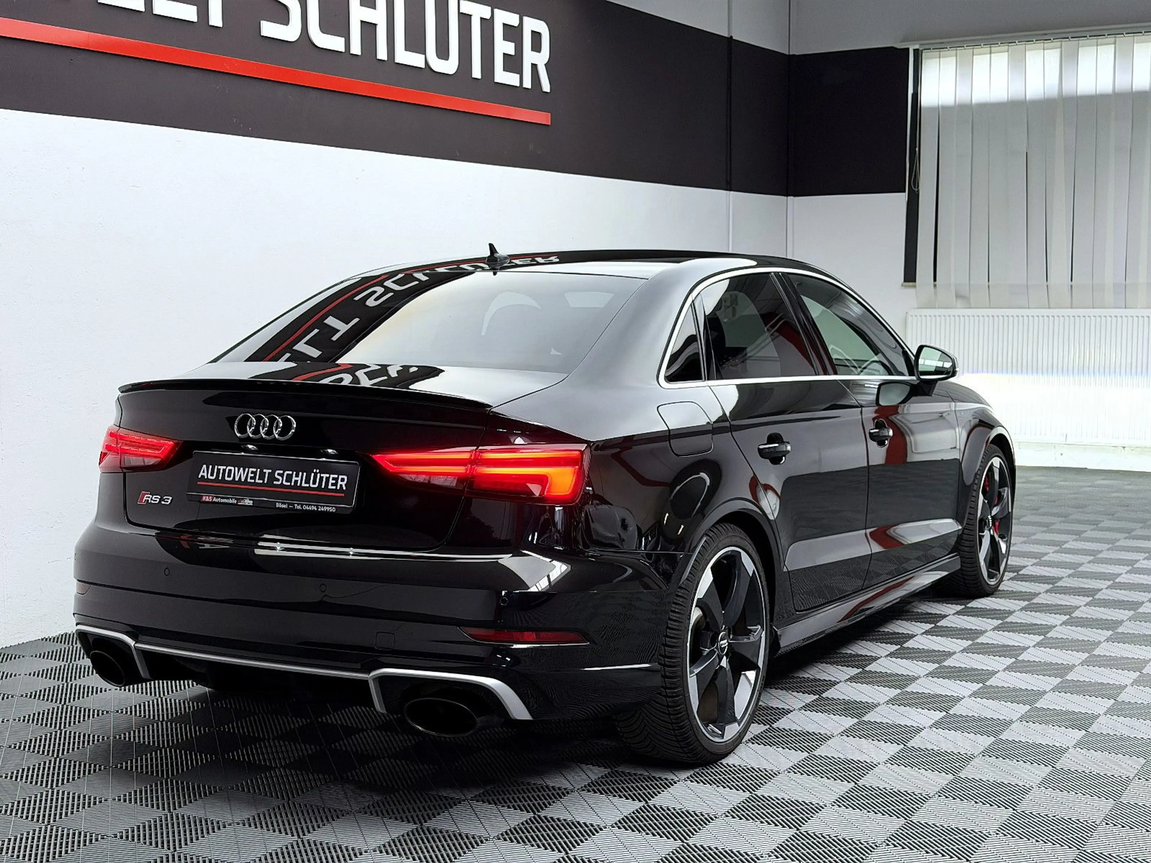 Audi RS3 Lim. 2.5 TFSI quattro* — photo 6