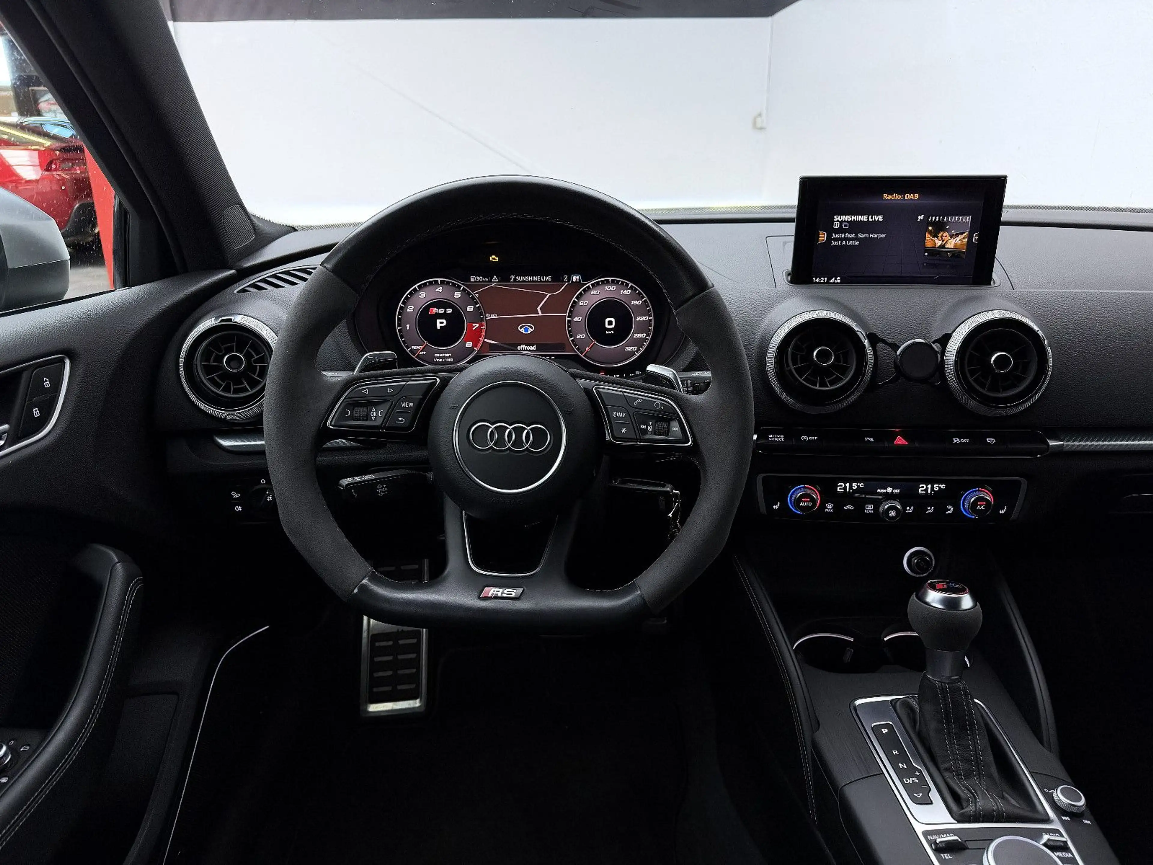 Audi RS3 Lim. 2.5 TFSI quattro* — photo 9