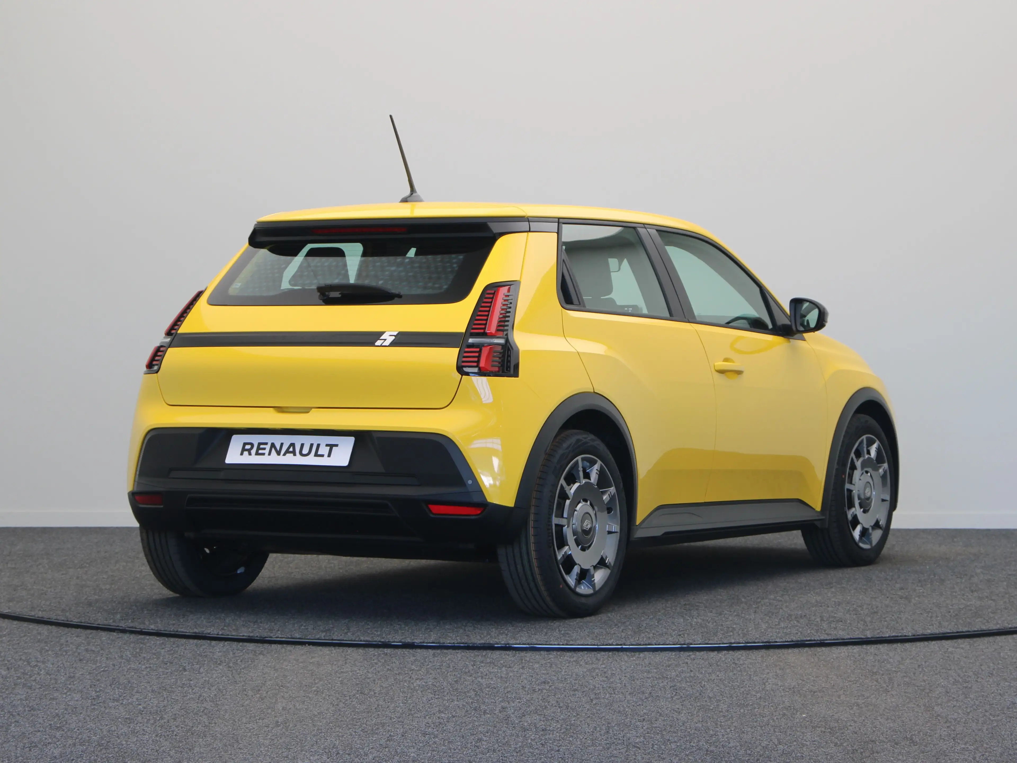 Renault R 5 Evolution Urban range | Cruise control met snelhei — photo 11