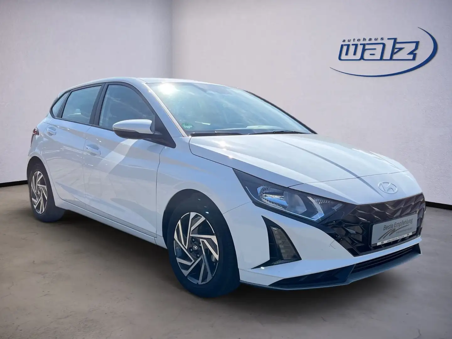 Hyundai i20 Trend +Navi+Kamera+App-Link+SHZ+LHZ+PDC+ Weiß - 2