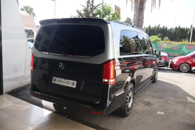Mercedes-Benz Vito view 6