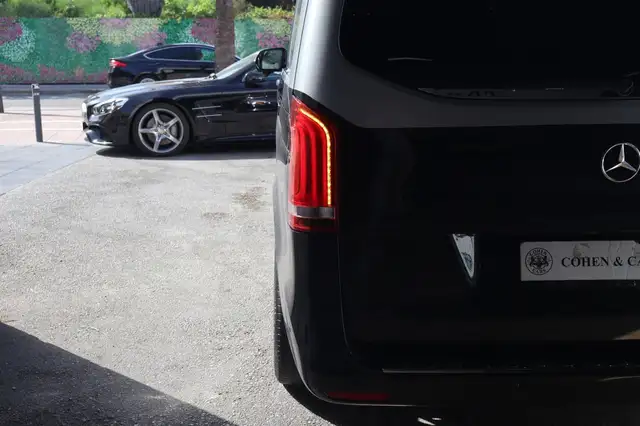 Mercedes-Benz Vito view 8