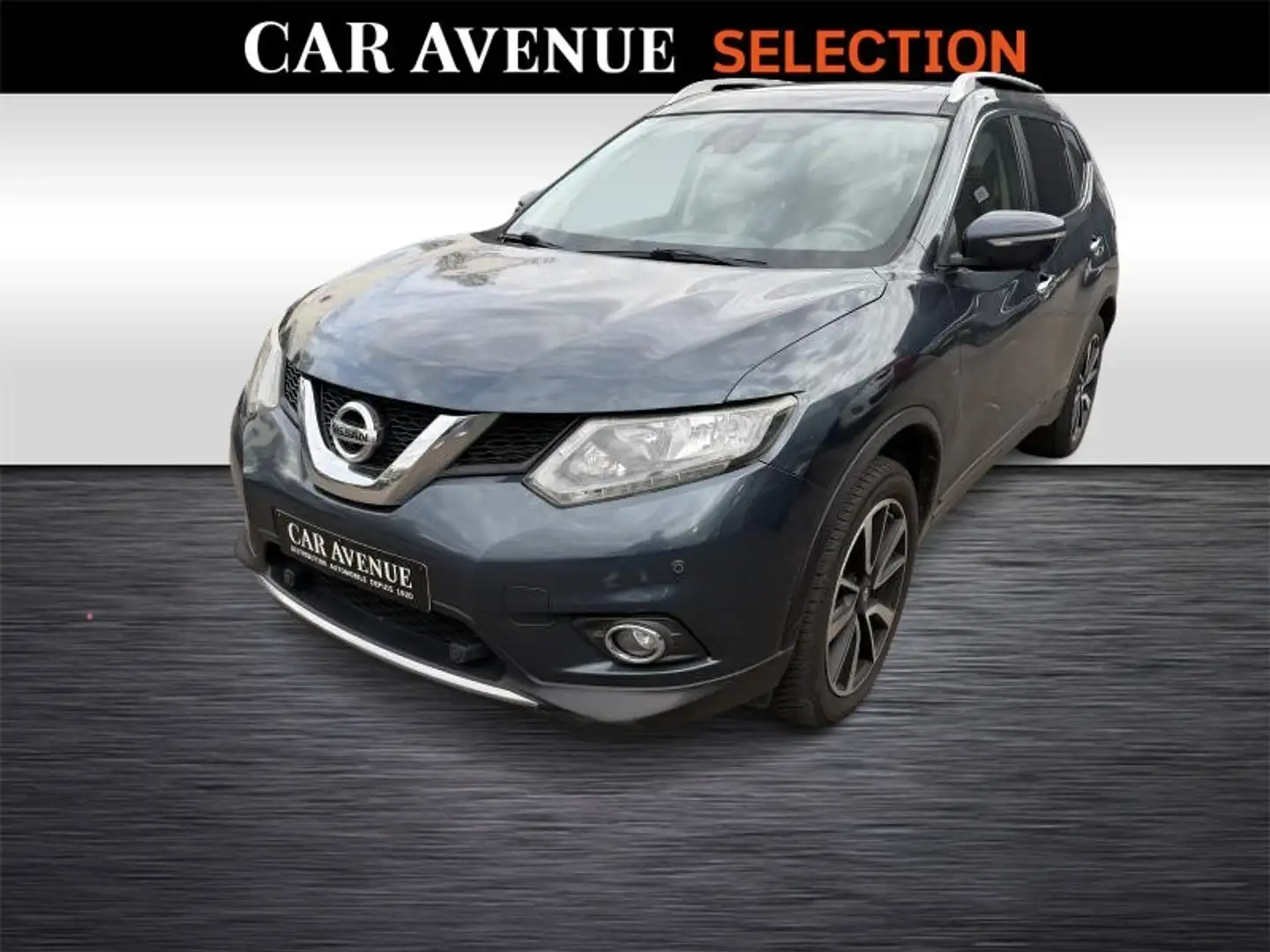 Nissan X-Trail . Bleu - 1