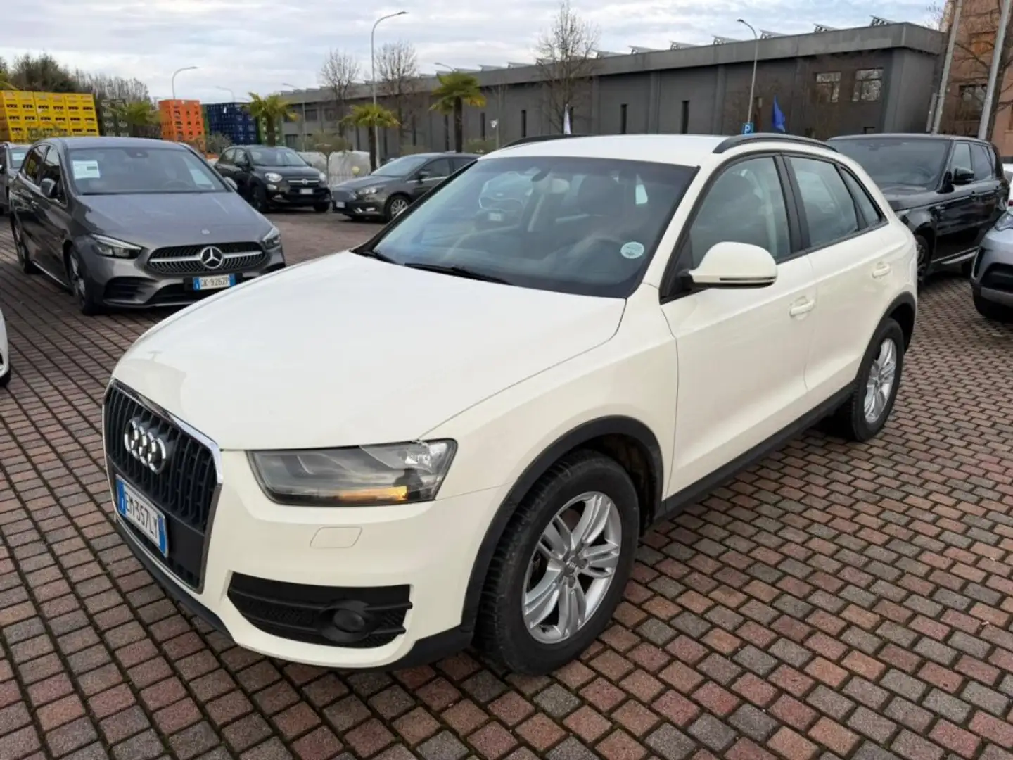 Audi Q3 2.0 TDI Bianco - 2