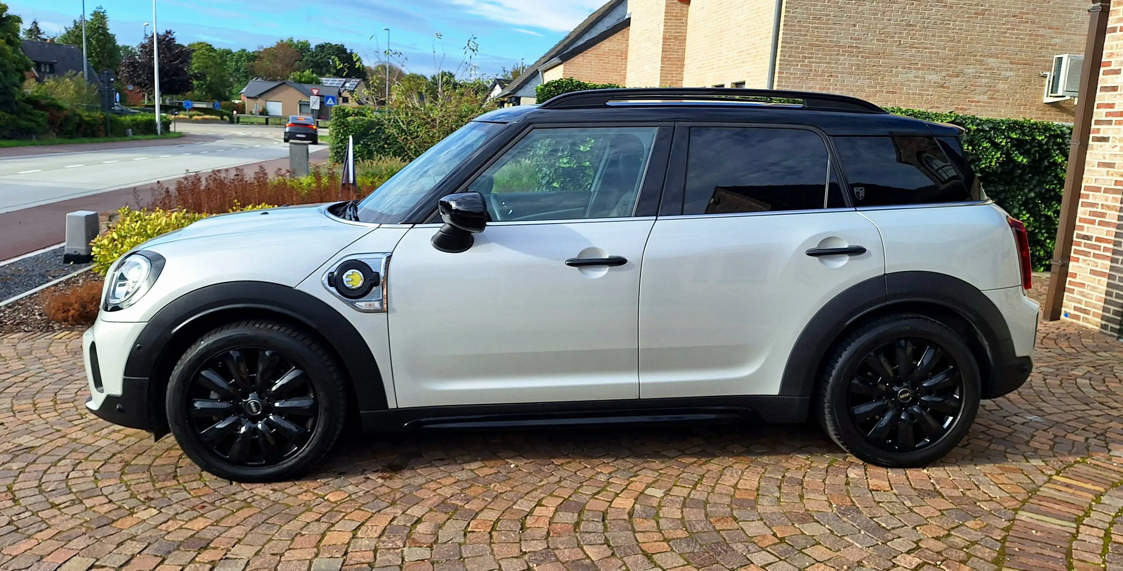 MINI Cooper SE Countryman Mini Countryman Cooper SE ALL4 — photo 2