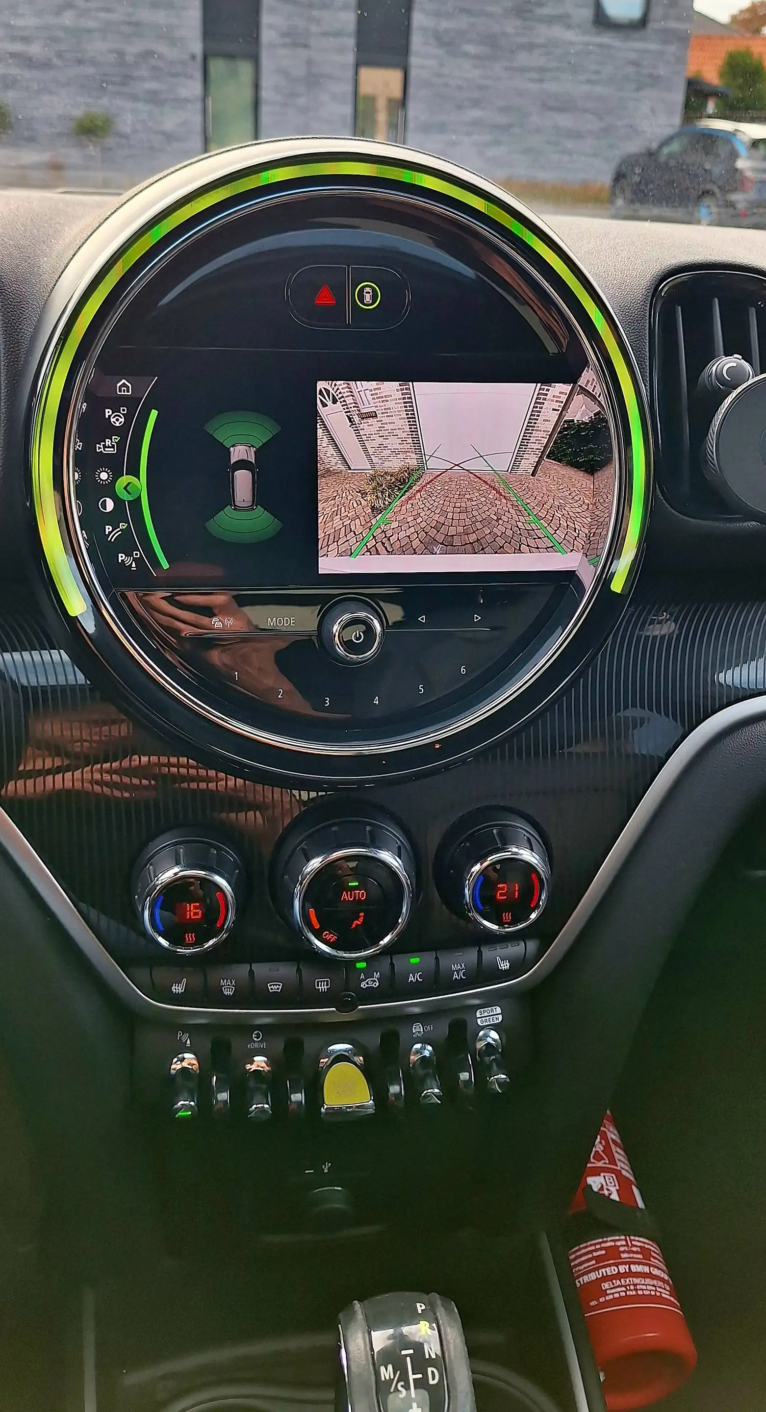 MINI Cooper SE Countryman Mini Countryman Cooper SE ALL4 — photo 15