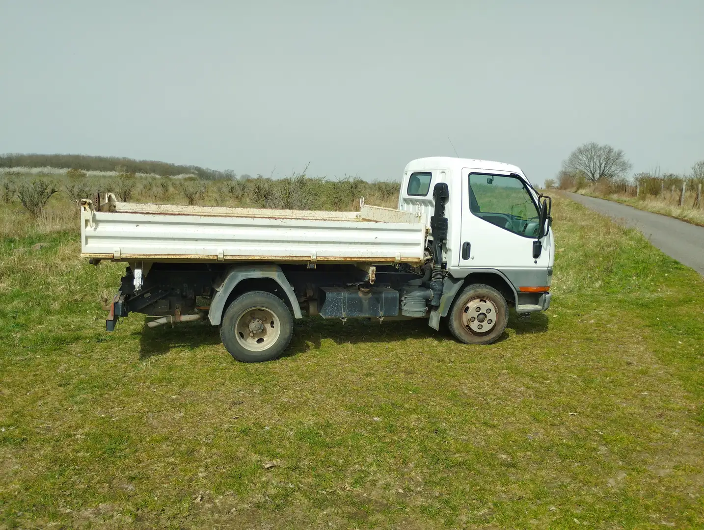 Mitsubishi Canter Canter 55 FE 544 B1 Blanc - 2