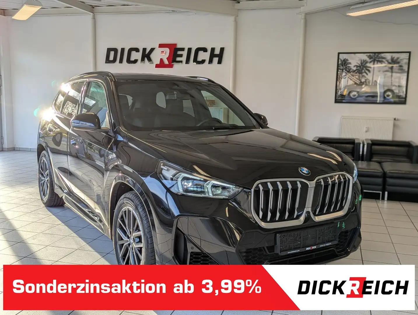 BMW X1 23 i M-Sport Innovat.-Comfort-Paket Pano AHK Schwarz - 1