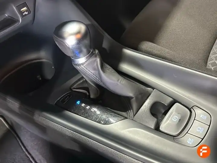 Toyota C-HR 125H Active 2023, foto 24