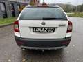 Skoda Octavia COMBI SCOOT PLUS 4X4 2.0 TDI 140CH Blanc - thumbnail 3