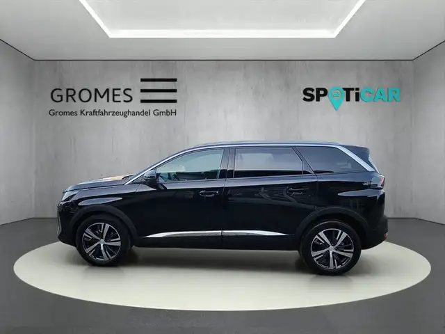 Peugeot 5008 view 6