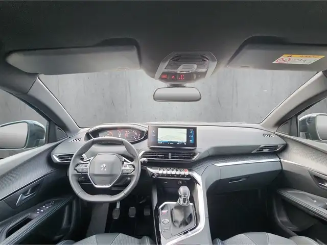Peugeot 5008 view 12