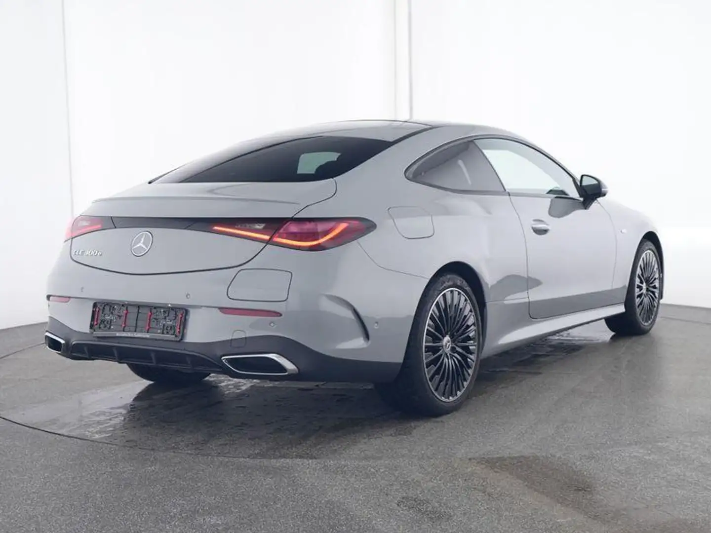 Mercedes-Benz CLE 300 Coupé e AMG Line Limited / Acc / Lane Assist / Dod Grijs - 2