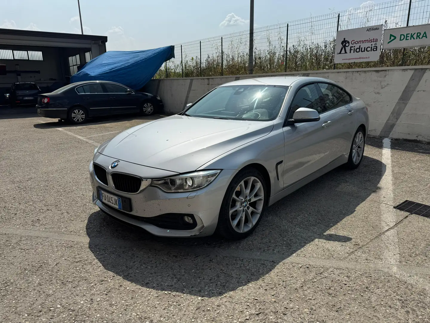 BMW 418 Serie 4 F36 2013 Gran Coupe 418d Gran Coupe 143cv Gris - 1