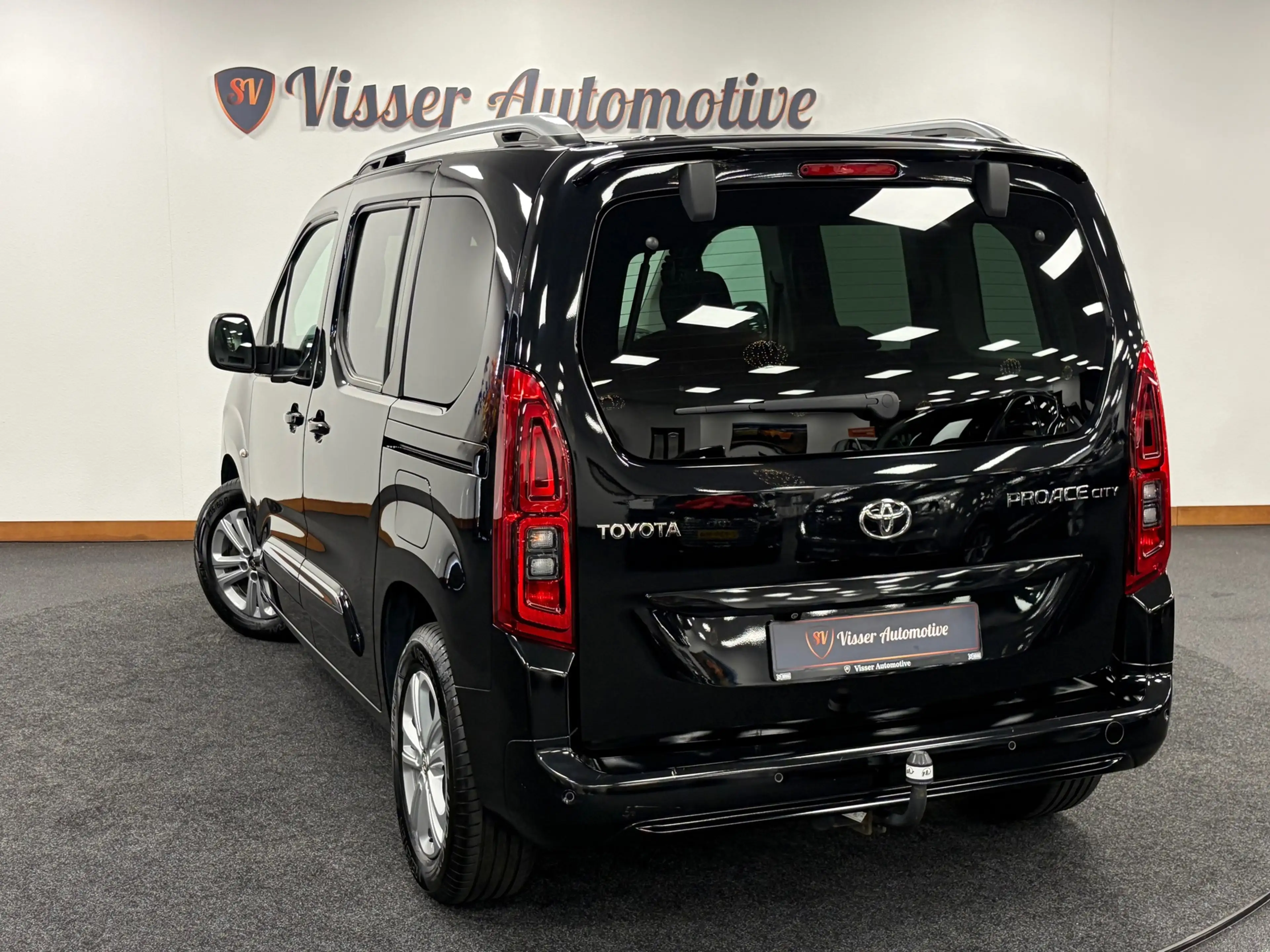 Toyota Proace City VERSO 1.2 Turbo L1*5Pers*Design*Panoramadak*PDC*Ca — photo 6