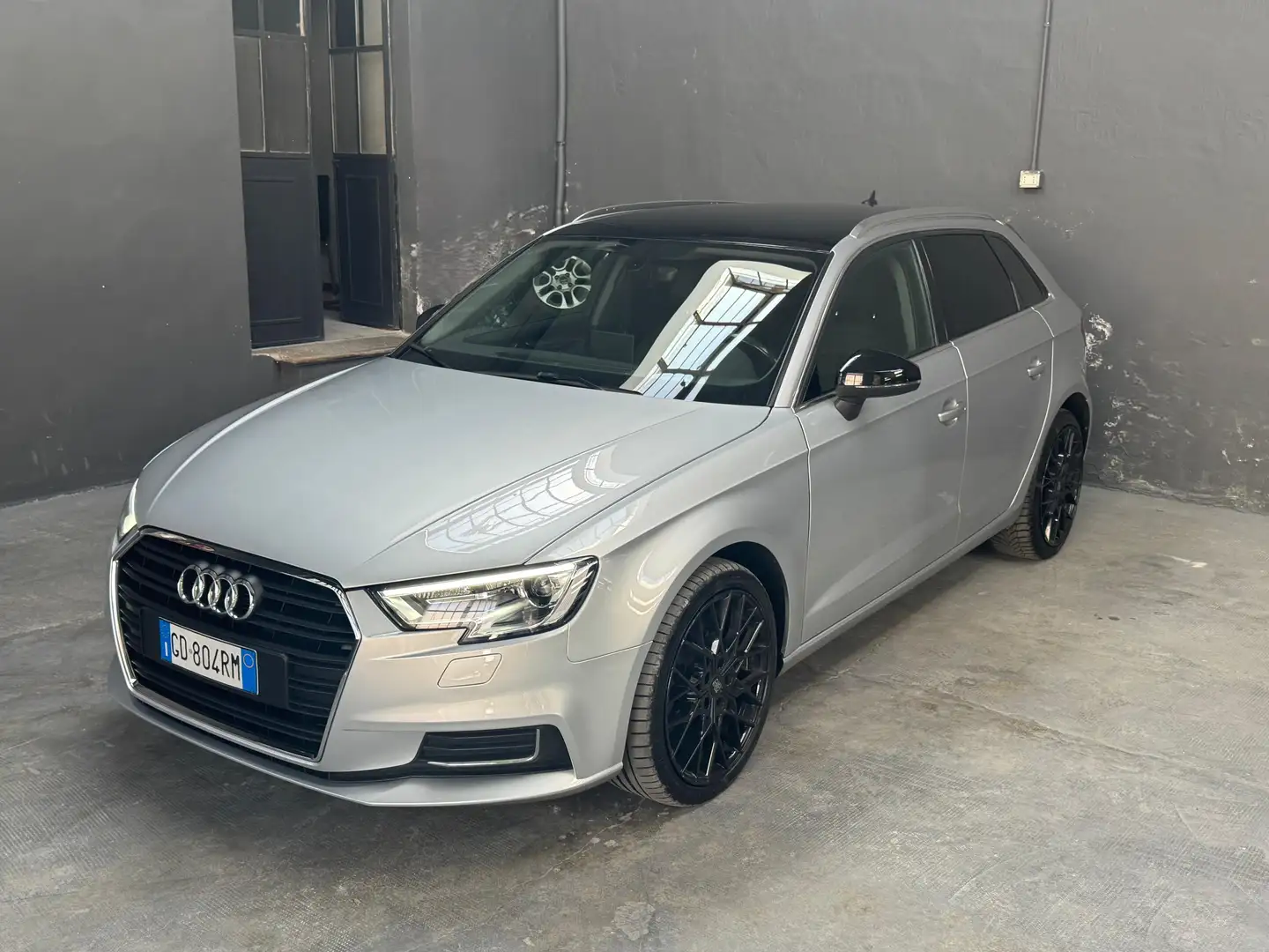 Audi A3 A3 Sportback 30 1.6 tdi Admired 116cv s-tronic Argent - 1