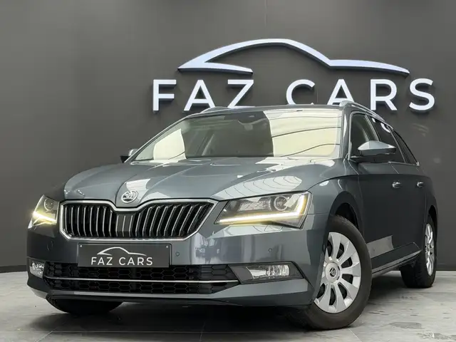 Skoda Superb SW 1.6 CR TDi Style DSG * LED + CUIR + GARANTIE *