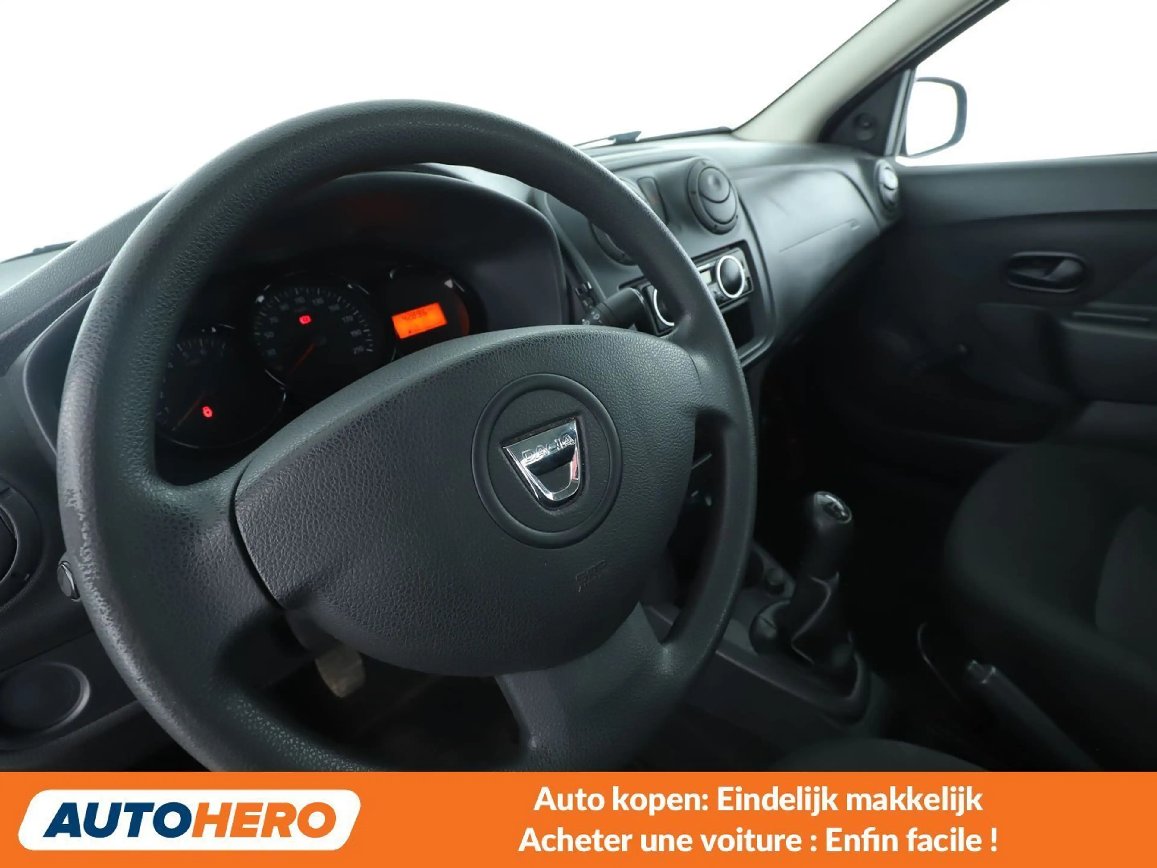 Dacia Logan 1.2 Acces — photo 10