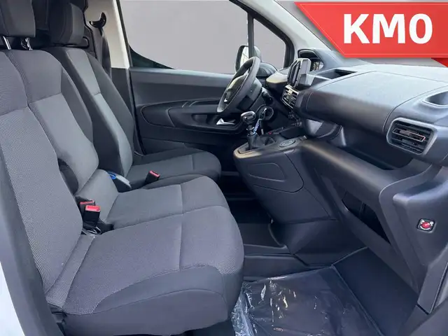 Peugeot Partner view 13