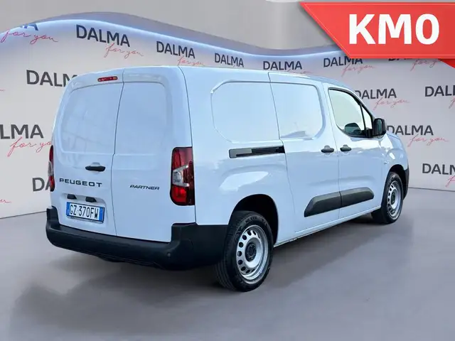 Peugeot Partner view 5