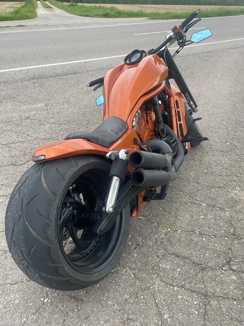 Harley-Davidson V-Rod - 1