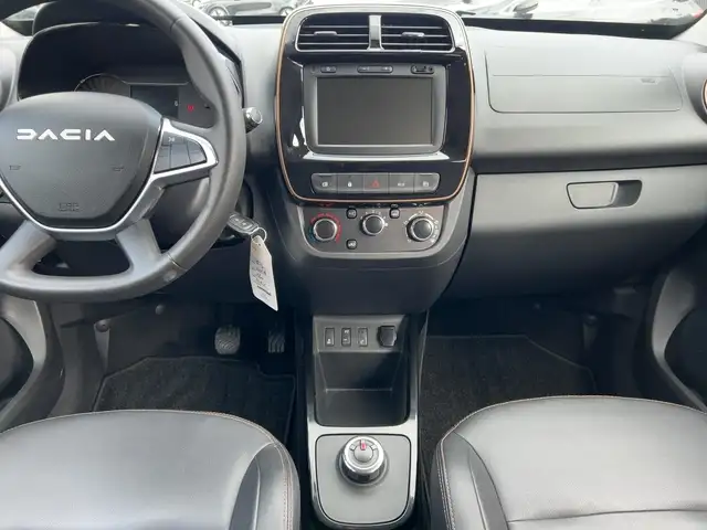 Dacia Spring view 12