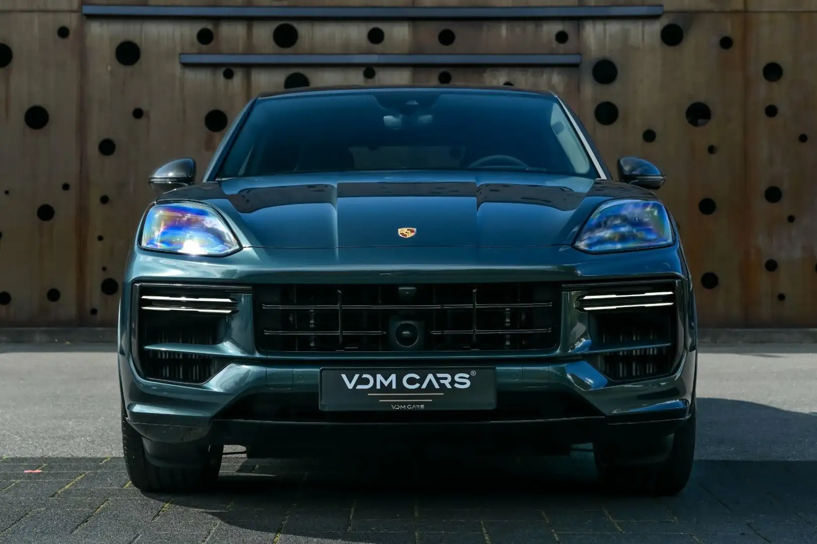 Porsche Cayenne Coupe Turbo E-Hybrid *PTS*CARBON*18-WEG* Vert - 2