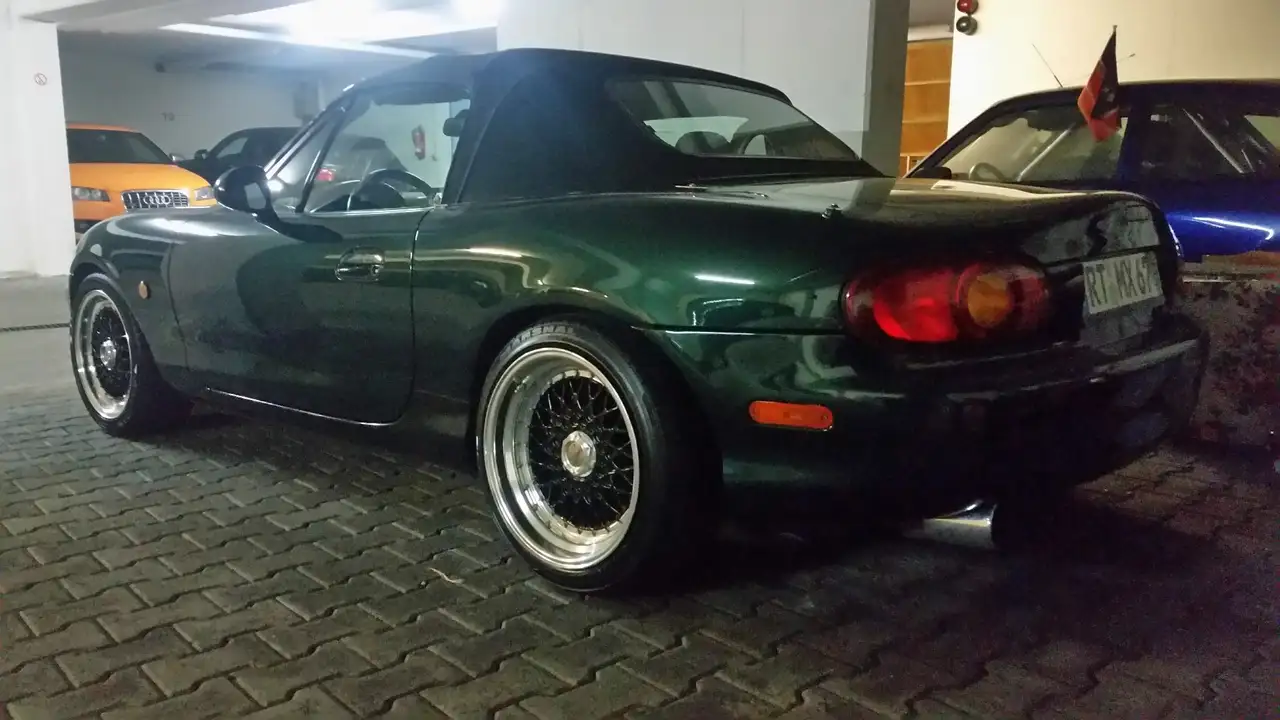 Mazda MX-5 1.6i 16V, foto 1